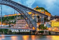 Dom Lu&iacute;s tiltas, Porto
